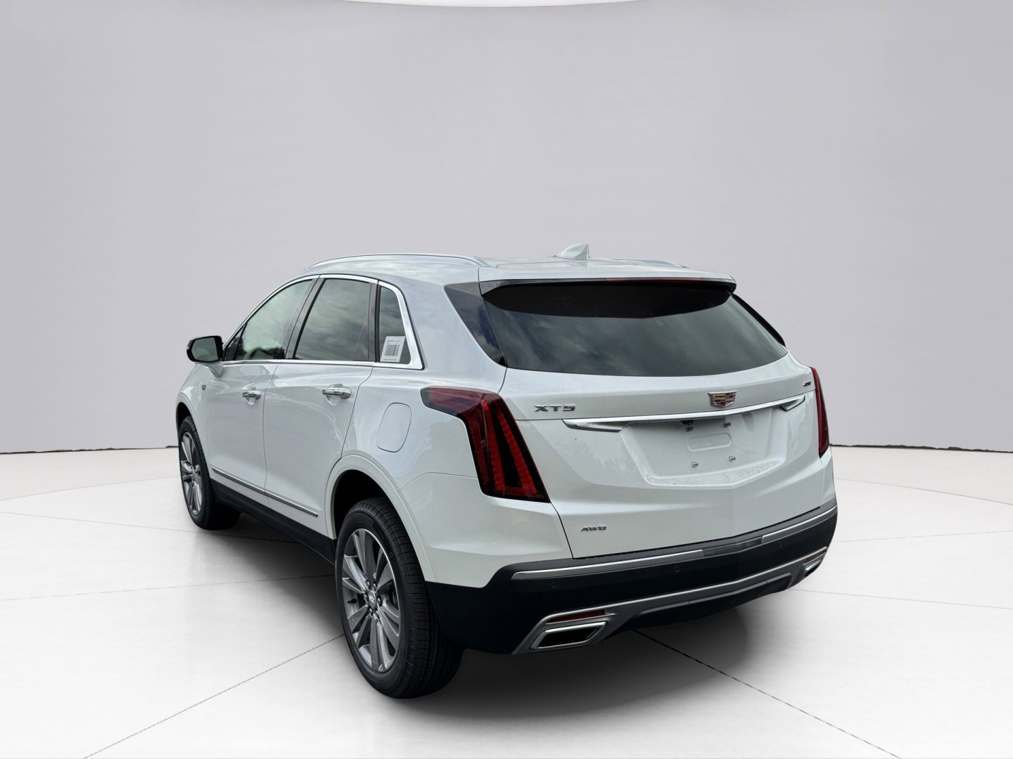 2025 Cadillac XT5 Vehicle Photo in LEOMINSTER, MA 01453-2952