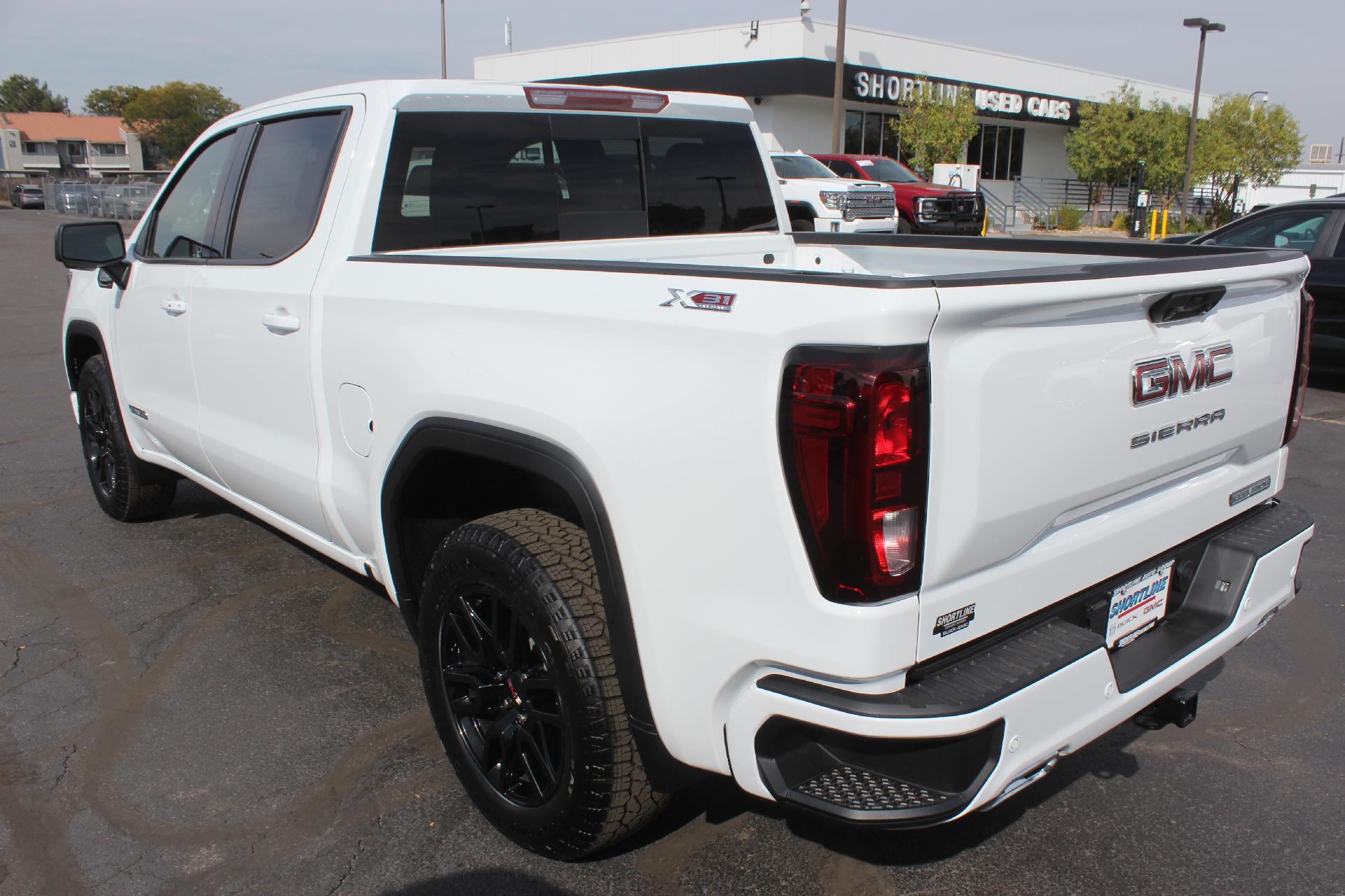 2025 GMC Sierra 1500 Vehicle Photo in AURORA, CO 80012-4011