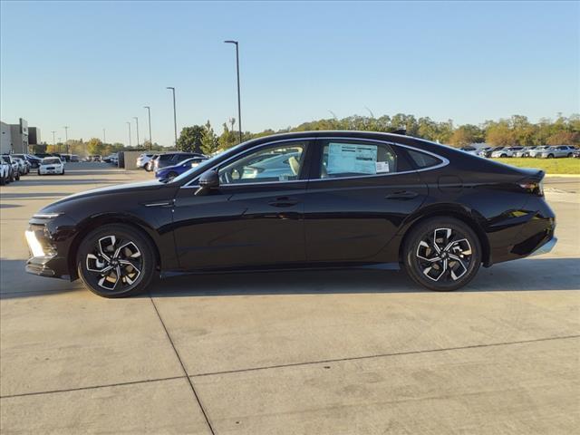 2025 Hyundai SONATA Vehicle Photo in Peoria, IL 61615