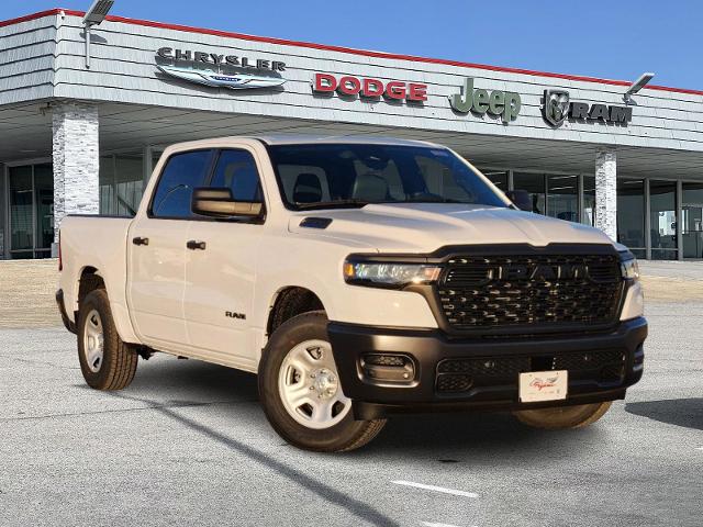 2025 Ram 1500 Vehicle Photo in Ennis, TX 75119-5114