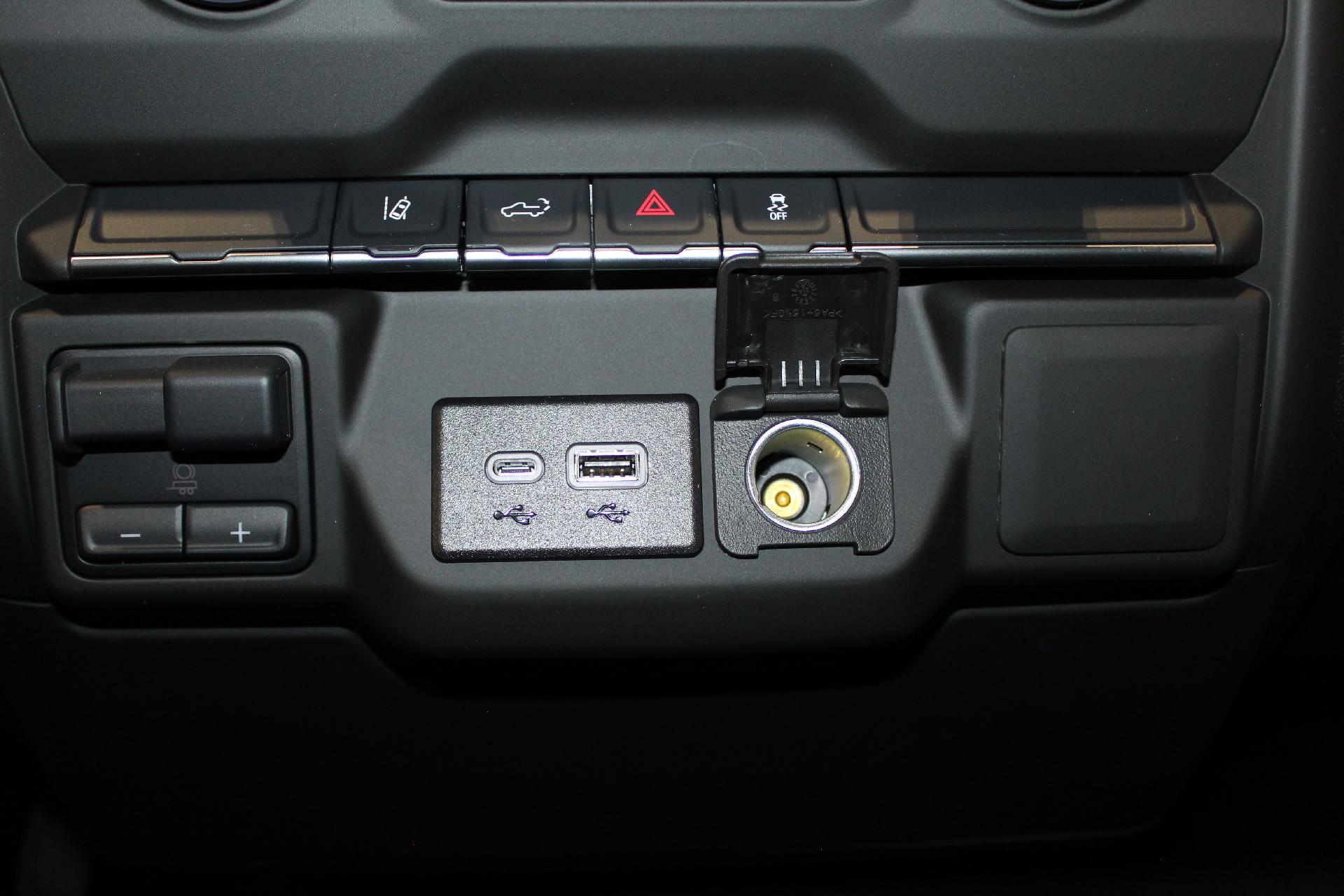2025 Chevrolet Silverado 2500 HD Vehicle Photo in NORTHAMPTON, MA 01060-1120