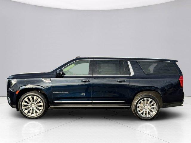 2022 GMC Yukon XL Vehicle Photo in LEOMINSTER, MA 01453-2952