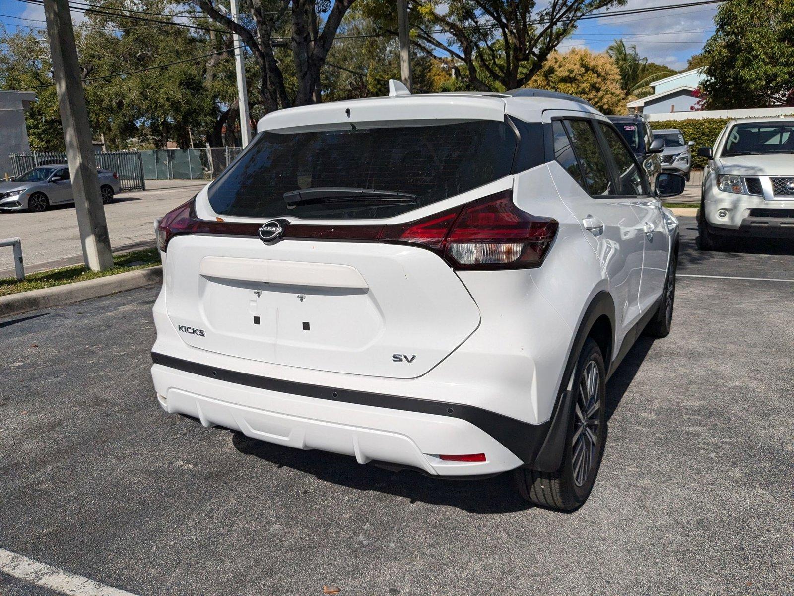 2023 Nissan Kicks Vehicle Photo in Miami, FL 33135