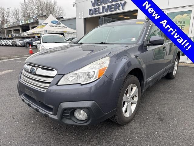 2014 Subaru Outback Vehicle Photo in Puyallup, WA 98371