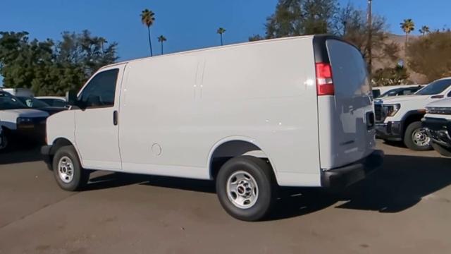 2025 GMC Savana Cargo 2500 Vehicle Photo in PASADENA, CA 91107-3803