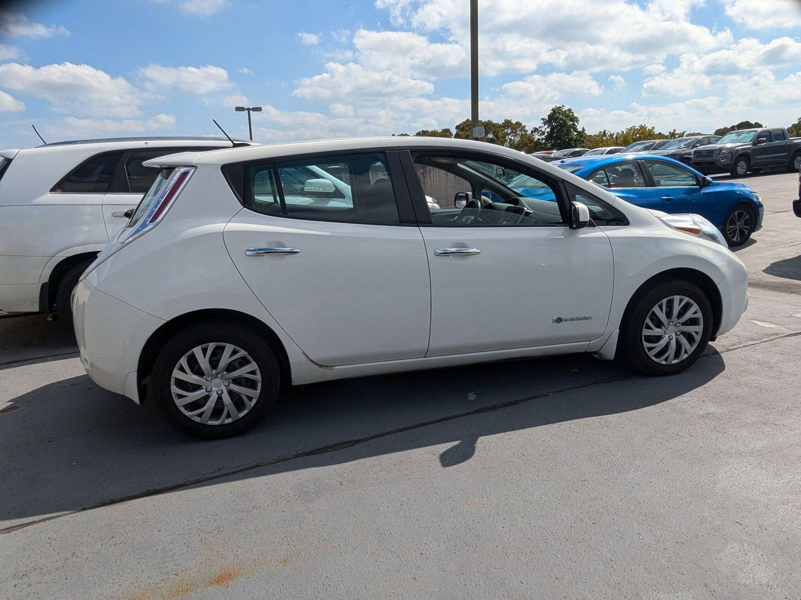 2015 Nissan LEAF Vehicle Photo in Miami, FL 33135