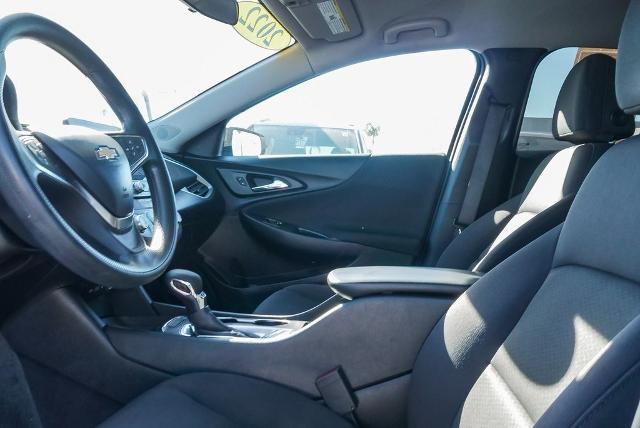 2022 Chevrolet Malibu Vehicle Photo in VENTURA, CA 93003-8585