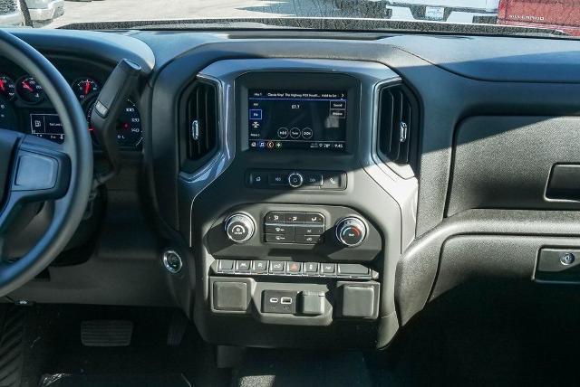 2025 Chevrolet Silverado 1500 Vehicle Photo in VENTURA, CA 93003-8585