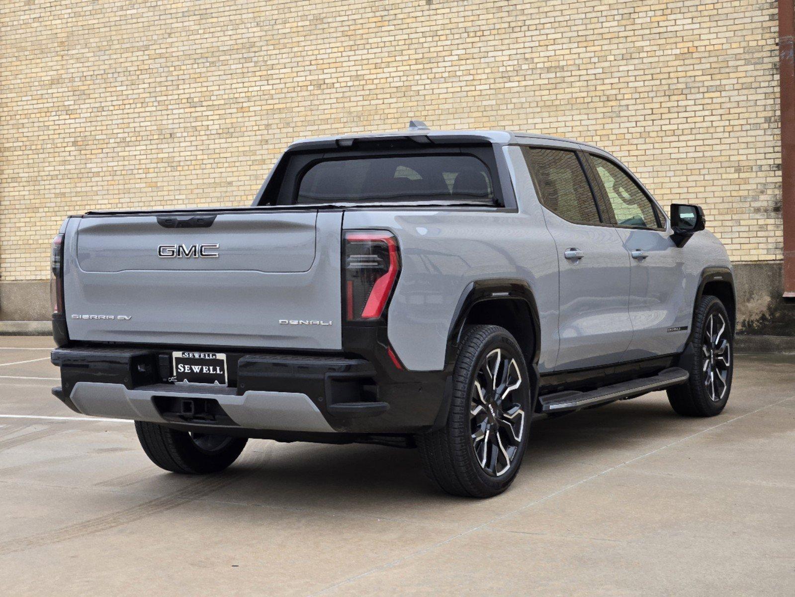 2024 GMC Sierra EV Vehicle Photo in DALLAS, TX 75209-3016