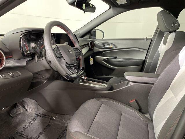 2025 Chevrolet Trax Vehicle Photo in PHOENIX, AZ 85014-3381