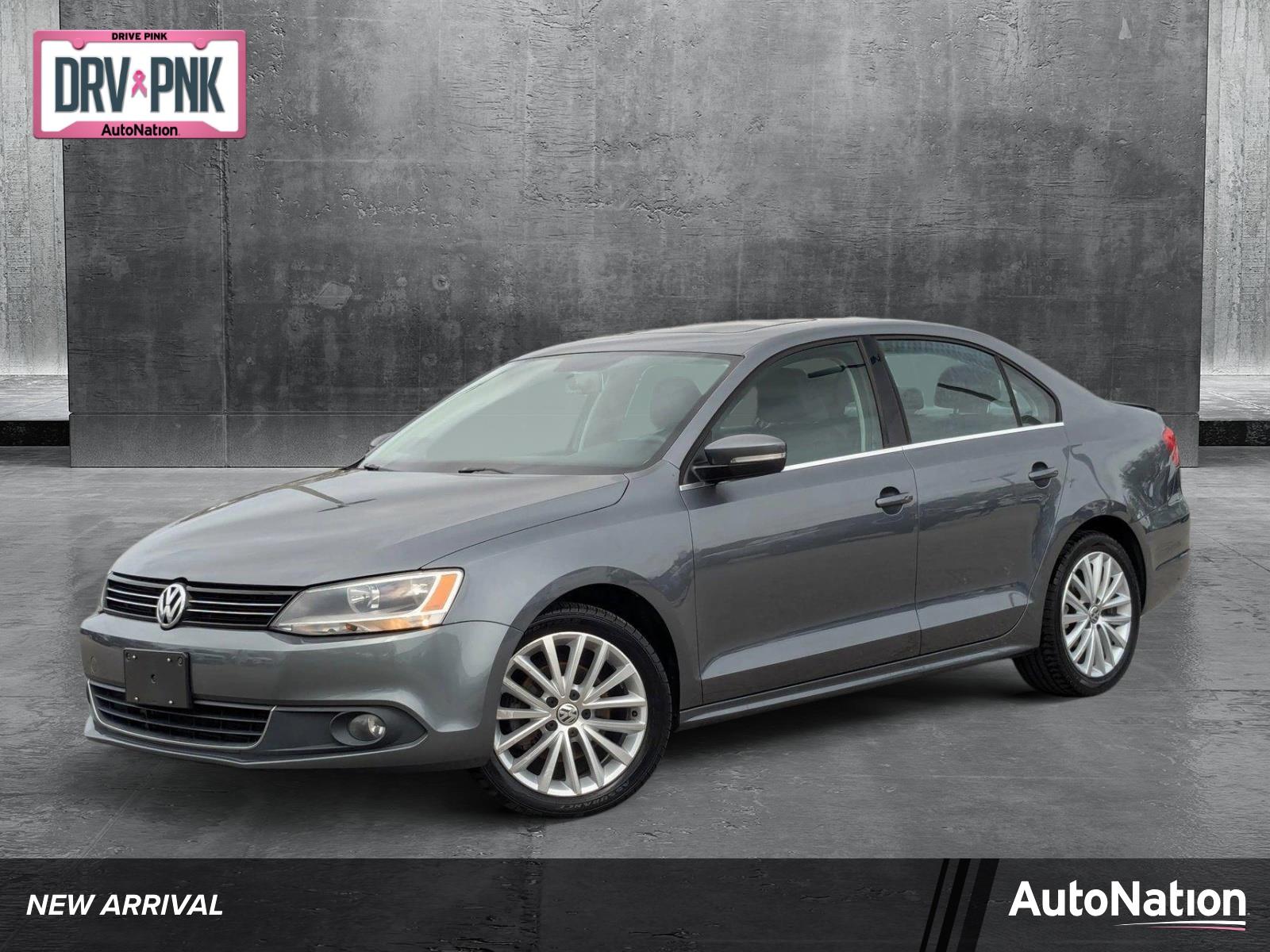 2014 Volkswagen Jetta Sedan Vehicle Photo in St. Petersburg, FL 33713