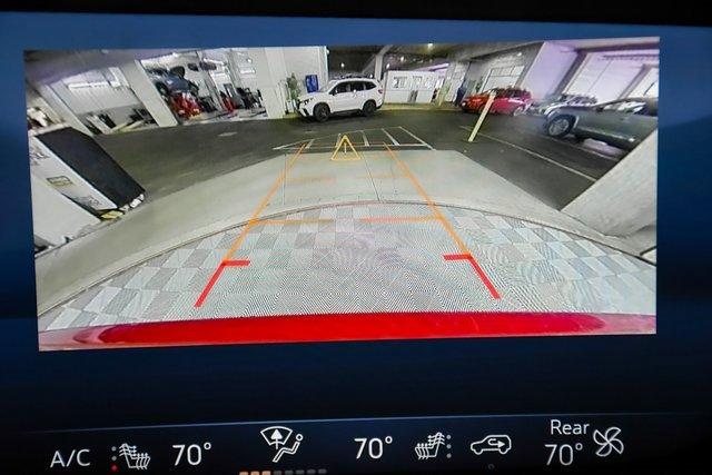 2025 Buick Enclave Vehicle Photo in PUYALLUP, WA 98371-4149