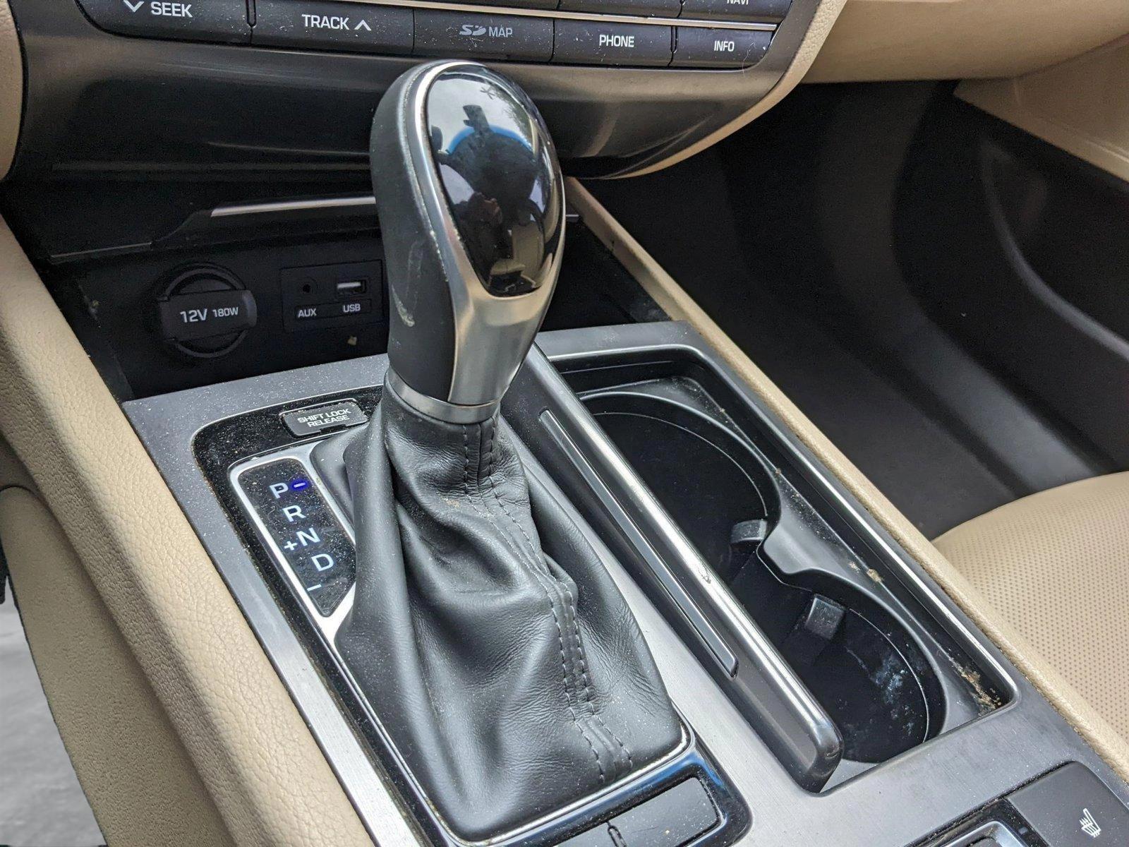 2016 Hyundai GENESIS Vehicle Photo in Jacksonville, FL 32256