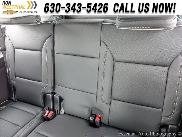2025 Chevrolet Suburban Vehicle Photo in AURORA, IL 60503-9326