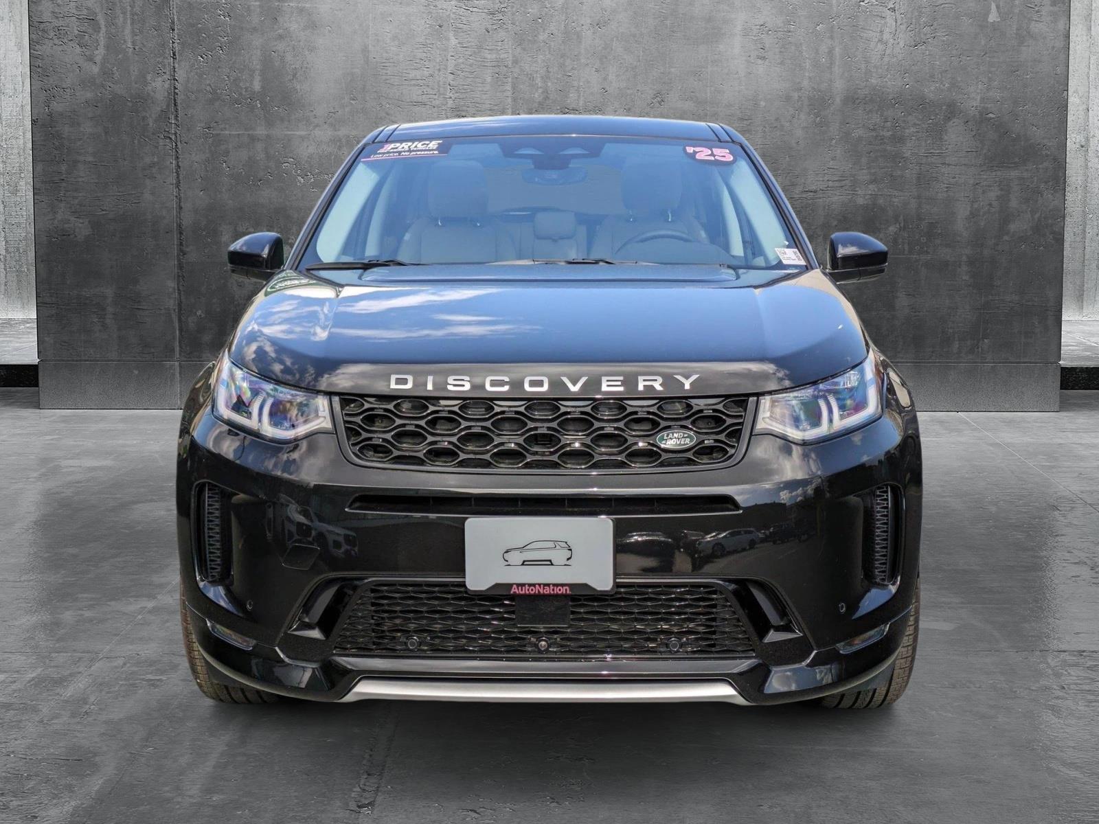 2025 Land Rover Discovery Sport Vehicle Photo in Bethesda, MD 20852