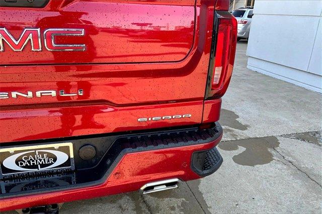 2022 GMC Sierra 1500 Vehicle Photo in TOPEKA, KS 66609-0000