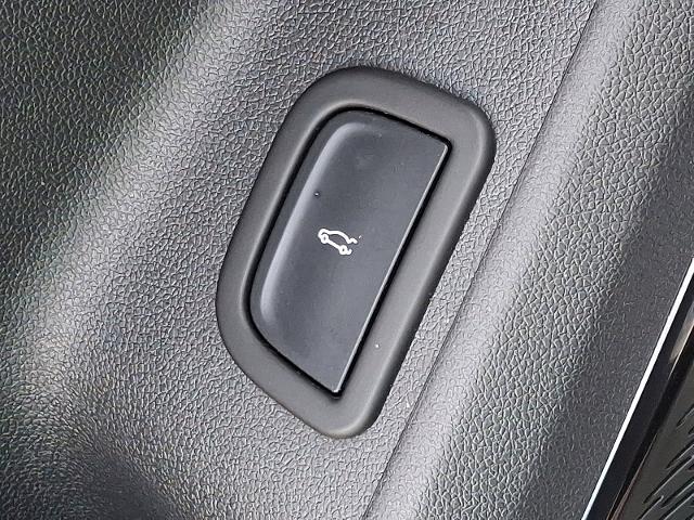 2024 GMC Acadia Vehicle Photo in TREVOSE, PA 19053-4984