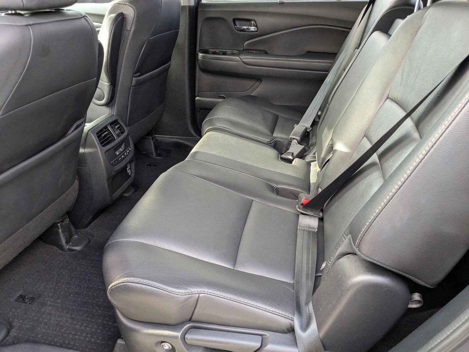 2021 Honda Pilot Vehicle Photo in Miami, FL 33015