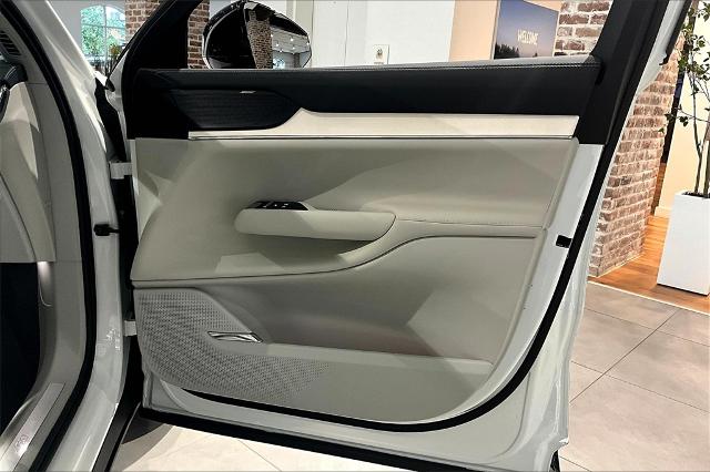 2025 Volvo EX90 Vehicle Photo in Houston, TX 77007