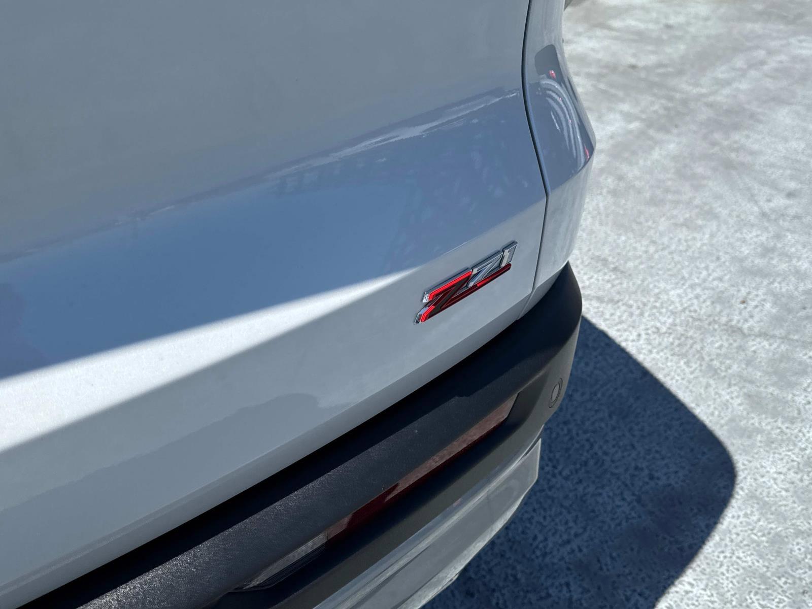 2024 Chevrolet Traverse Vehicle Photo in LOS ANGELES, CA 90007-3794