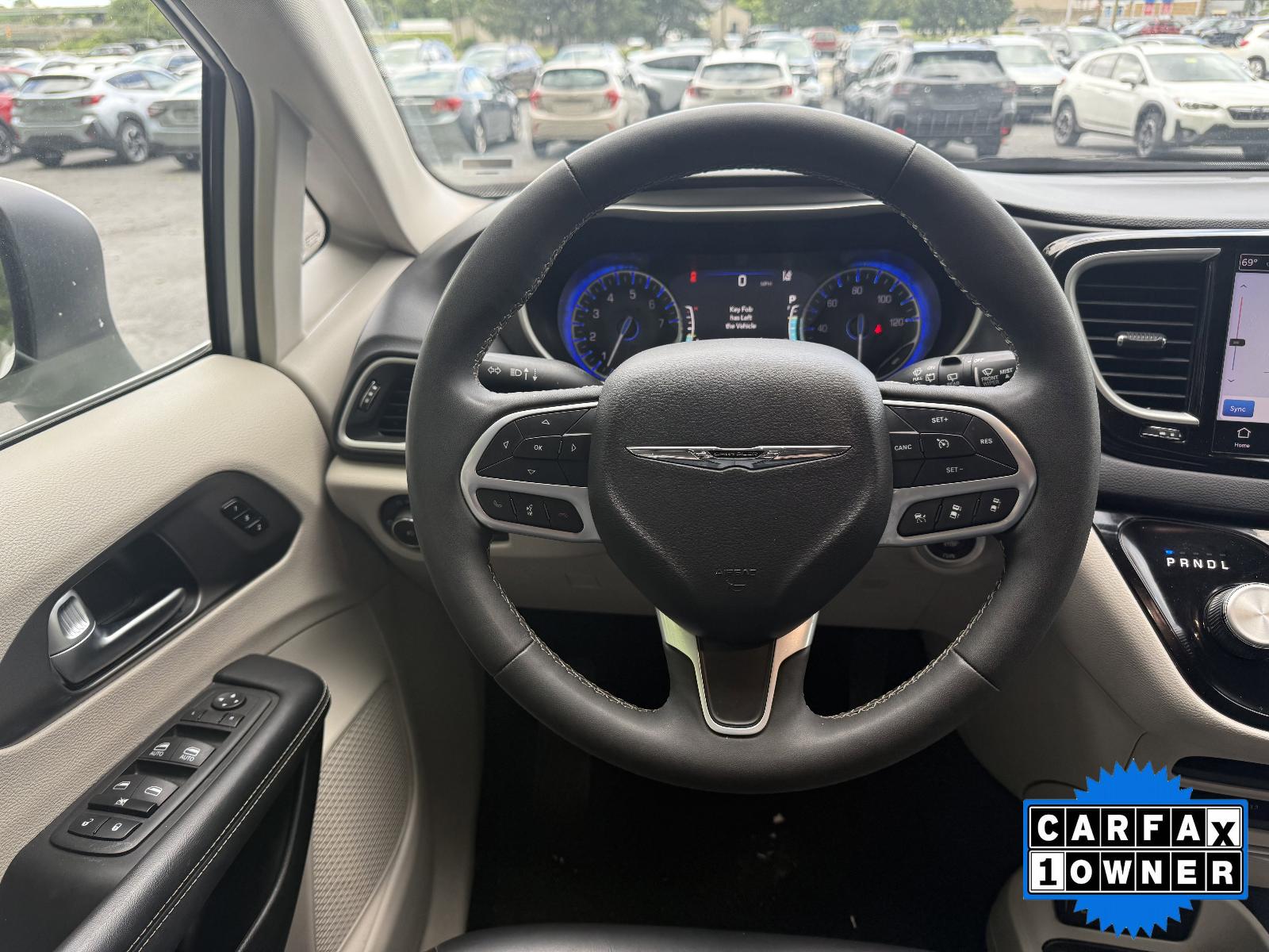 2023 Chrysler Pacifica Vehicle Photo in Harrisburg, PA 17111