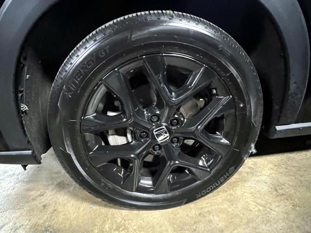 2023 Honda HR-V Vehicle Photo in Roslyn, NY 11576
