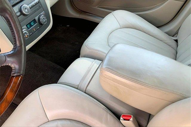 2008 Buick Lucerne Vehicle Photo in INDEPENDENCE, MO 64055-1377