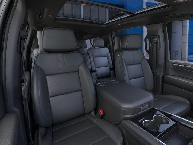 2025 Chevrolet Suburban Vehicle Photo in KANSAS CITY, MO 64114-4502
