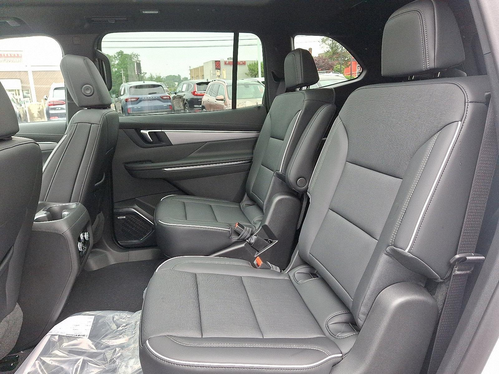 2025 Buick Enclave Vehicle Photo in HARRISBURG, PA 17111-1033