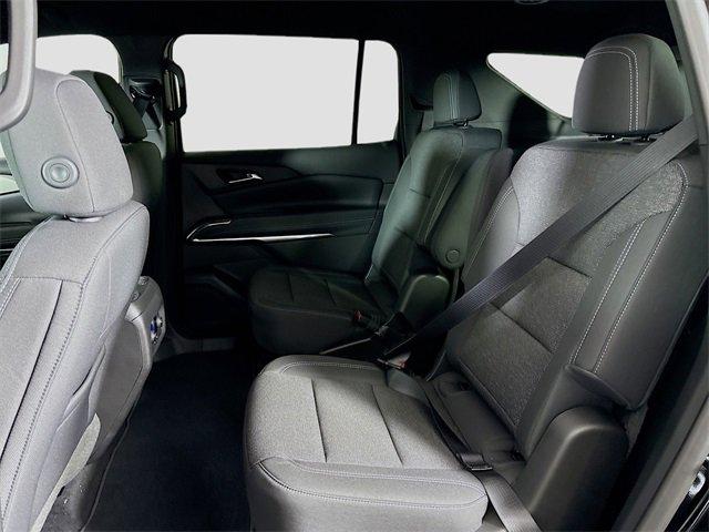 2025 Chevrolet Traverse Vehicle Photo in PUYALLUP, WA 98371-4149