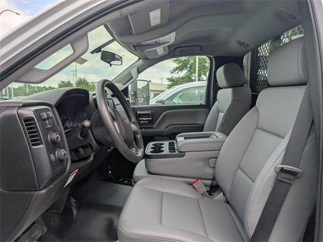 2024 Chevrolet Silverado Chassis Cab Vehicle Photo in ENGLEWOOD, CO 80113-6708
