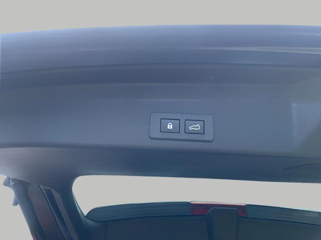 2025 Subaru Ascent Vehicle Photo in Oshkosh, WI 54904