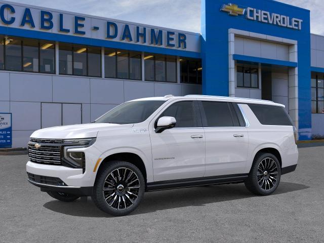 2025 Chevrolet Suburban Vehicle Photo in KANSAS CITY, MO 64114-4502