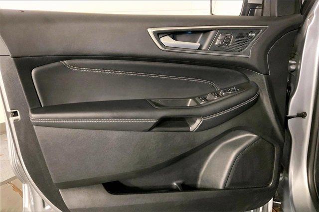 2024 Ford Edge Vehicle Photo in INDEPENDENCE, MO 64055-1314