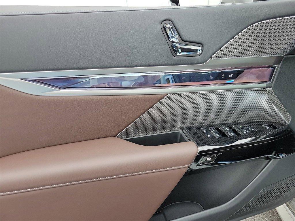 2024 BMW i7 Vehicle Photo in Muncy, PA 17756