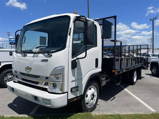 2024 Chevrolet Low Cab Forward 4500 Vehicle Photo in ALCOA, TN 37701-3235