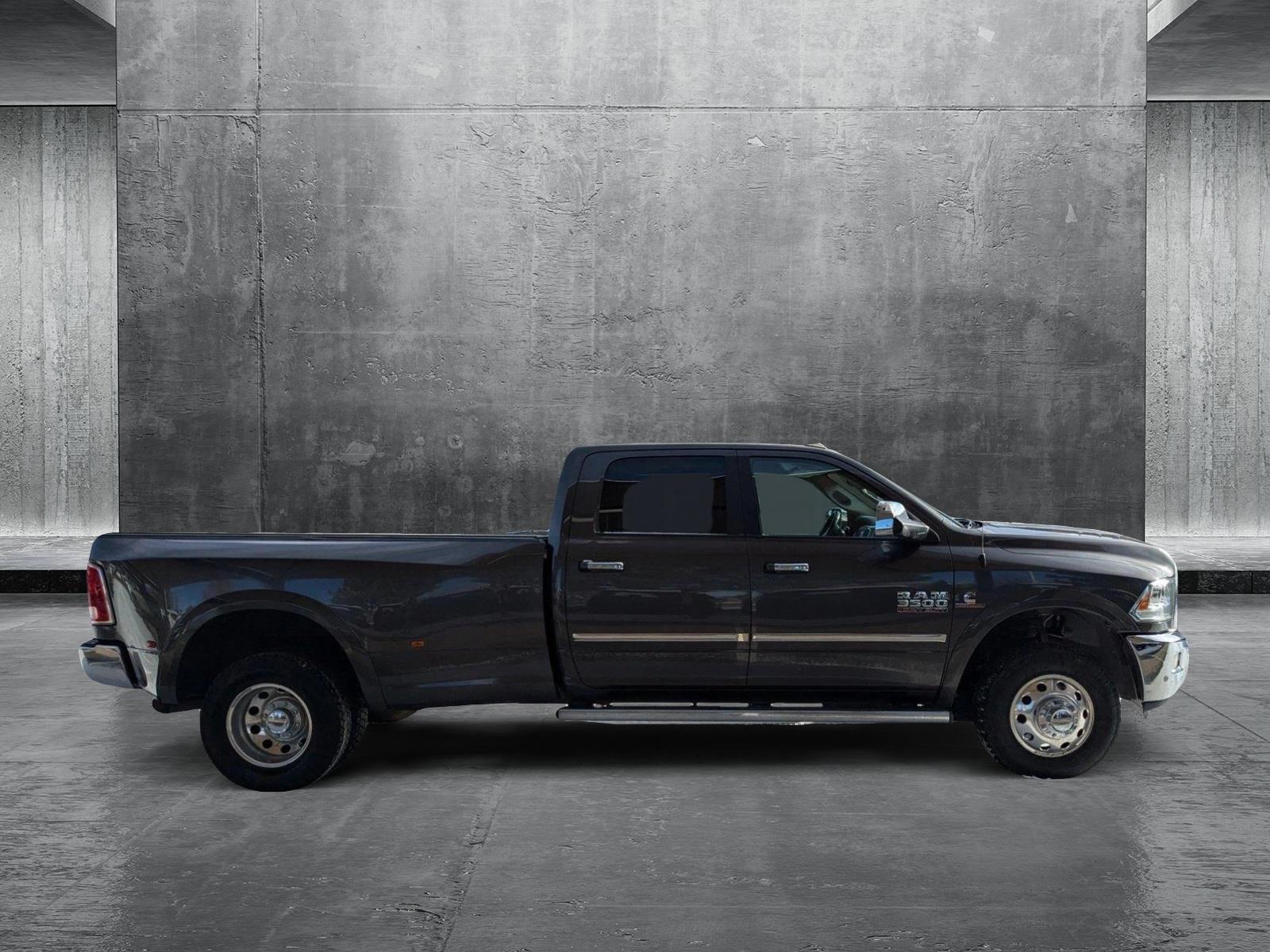 2018 Ram 3500 Vehicle Photo in LONE TREE, CO 80124-2750