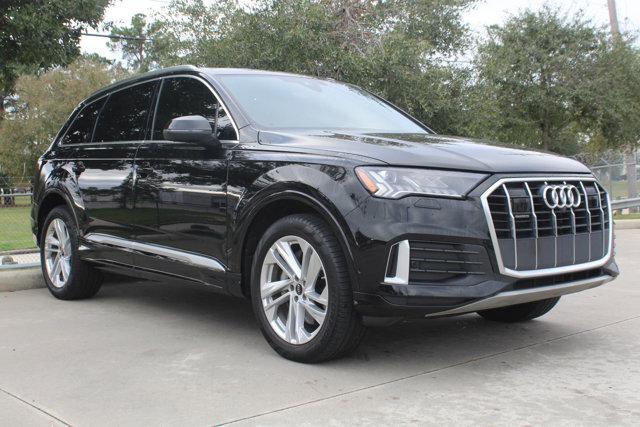 2023 Audi Q7 Vehicle Photo in HOUSTON, TX 77090