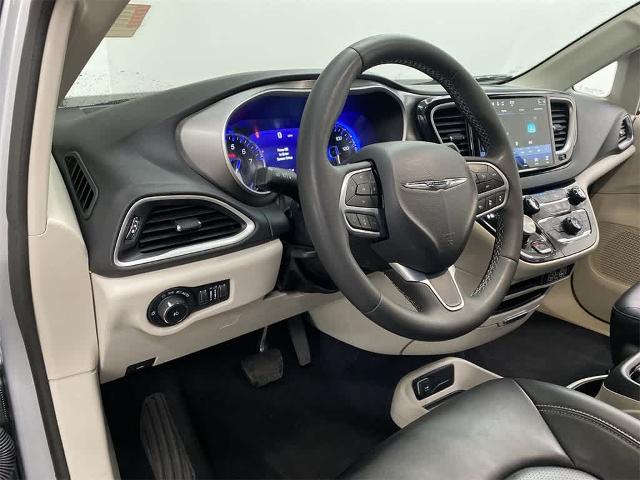 2023 Chrysler Pacifica Vehicle Photo in PORTLAND, OR 97225-3518