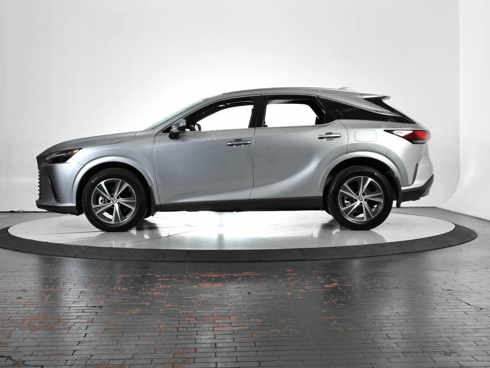 2023 Lexus RX 350 Vehicle Photo in DALLAS, TX 75235