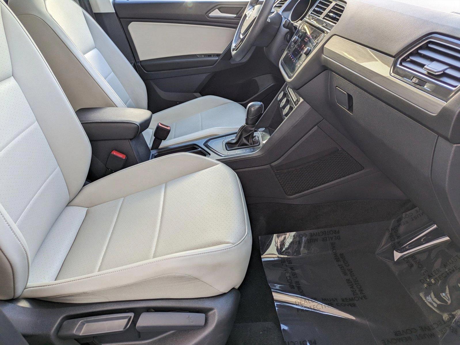 2021 Volkswagen Tiguan Vehicle Photo in GREENACRES, FL 33463-3207