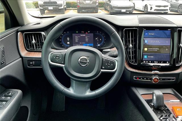 2022 Volvo XC60 Vehicle Photo in Houston, TX 77007