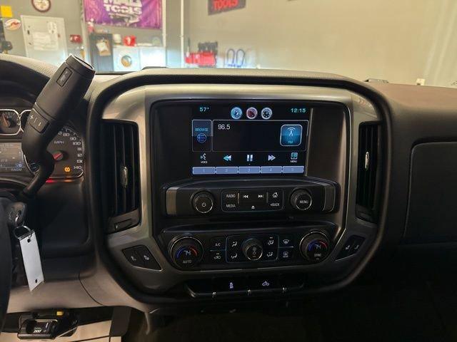 2015 Chevrolet Silverado 1500 Vehicle Photo in MEDINA, OH 44256-9631