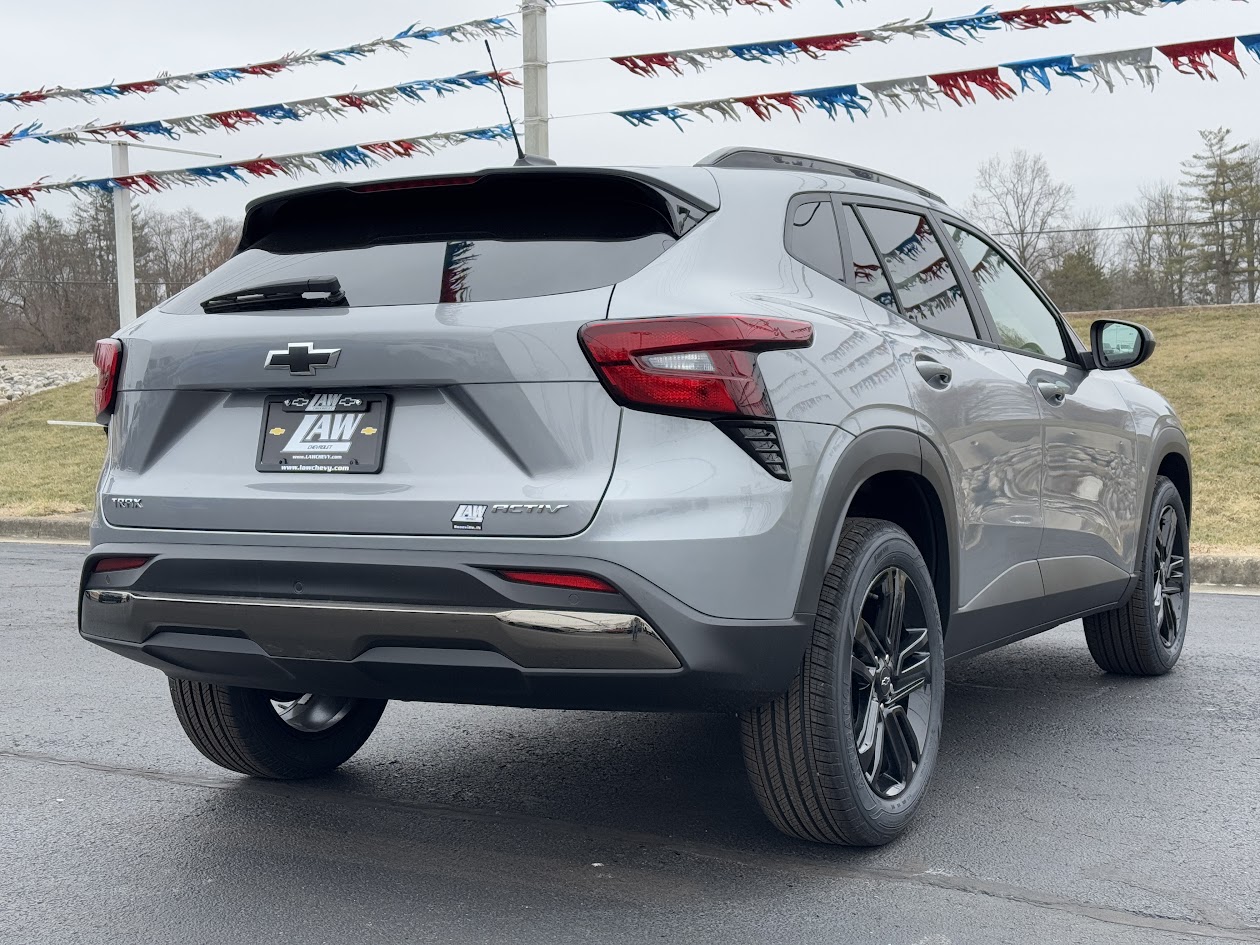 2025 Chevrolet Trax Vehicle Photo in BOONVILLE, IN 47601-9633