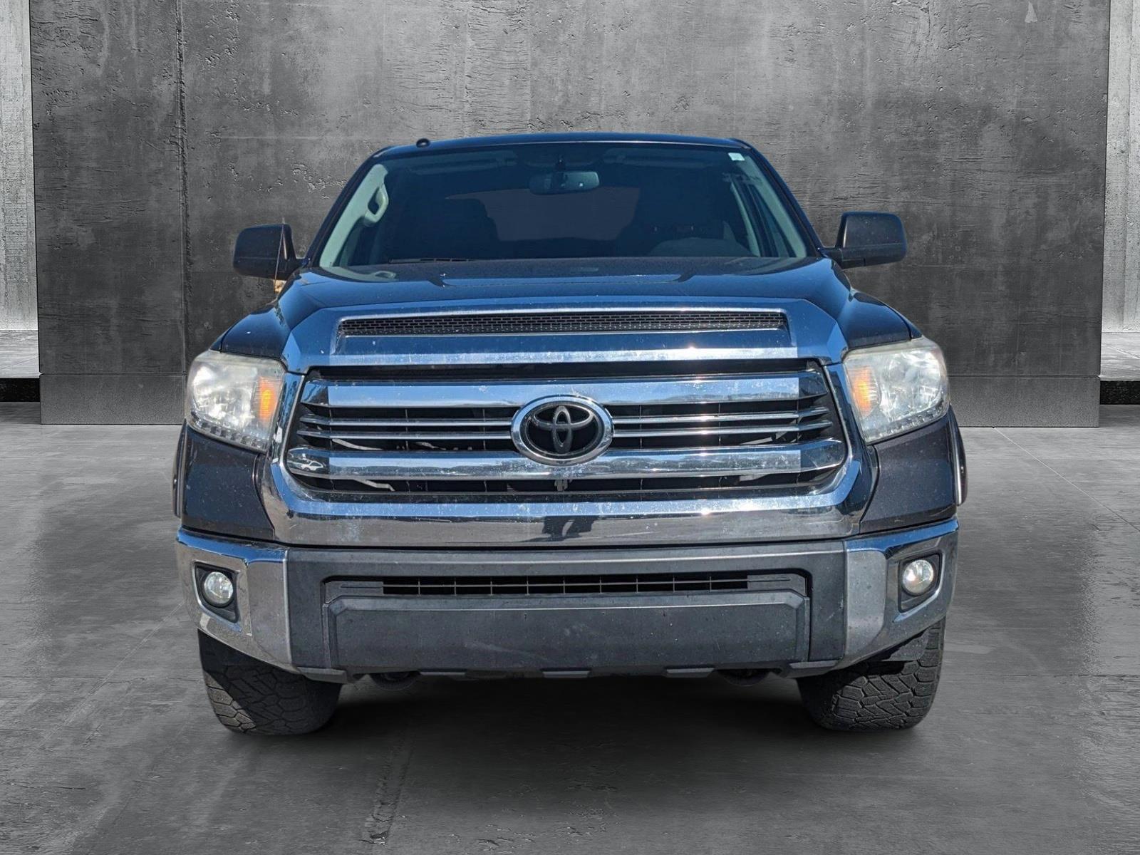 2016 Toyota Tundra 4WD Truck Vehicle Photo in Jacksonville, FL 32244