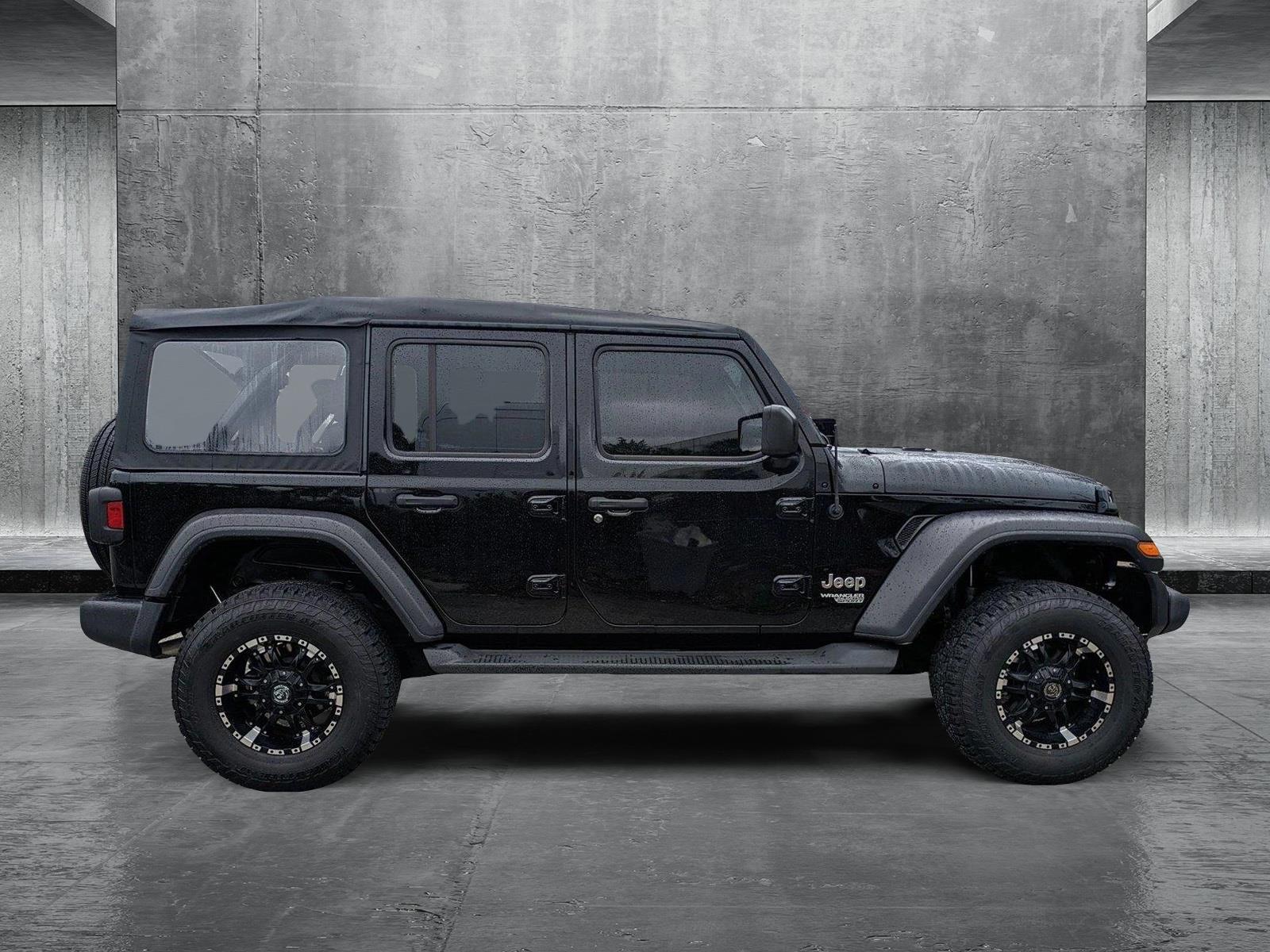 2020 Jeep Wrangler Unlimited Vehicle Photo in Sarasota, FL 34231