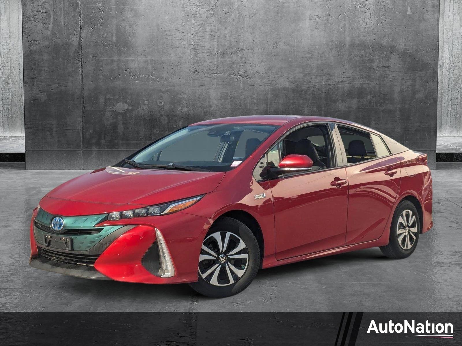 2017 Toyota Prius Prime Vehicle Photo in Towson, MD 21204