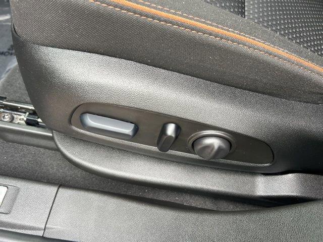 2023 GMC Acadia Vehicle Photo in MEDINA, OH 44256-9631