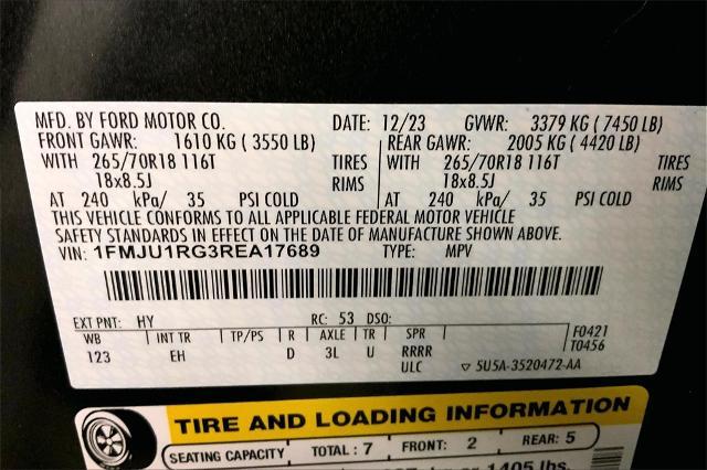 2024 Ford Expedition Vehicle Photo in Lees Summit, MO 64086