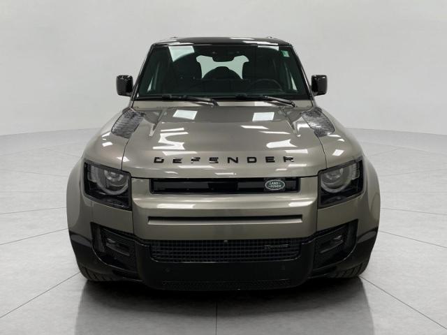 2023 Defender Vehicle Photo in Appleton, WI 54913